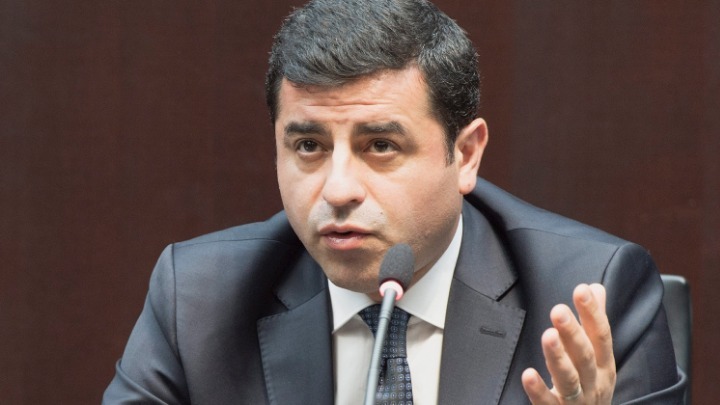 Το ΕΔΑΔ εξετάζει την υπόθεση της προφυλάκισης του ηγέτη του φιλοκουρδικού HDP Σελαχατίν Ντεμιρτάς