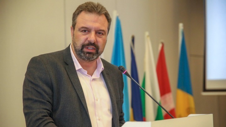 Αραχωβίτης: Ισοπεδωτική η λογική «ακριβαίνω το ρεύμα και το νερό»