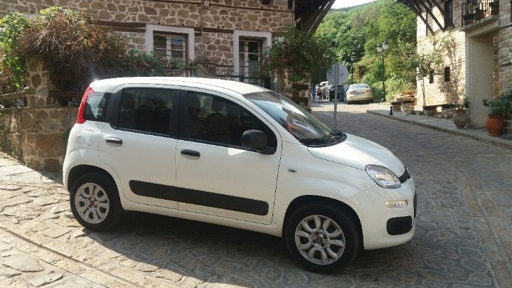Το Fiat Panda CNG αποτελεί ευχάριστη έκπληξη ως προς την οικονομία καυσίμου και την ευκολία των μετακινήσεων