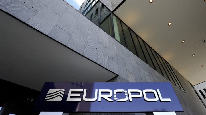 Η Europol εξάρθρωσε κύκλωμα σύγχρονου δουλεμπορίου με θύματα Βούλγαρους εργάτες