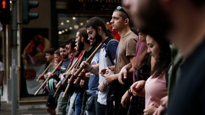 Πορεία στο κέντρο της Αθήνας από εργατικά σωματεία και φορείς