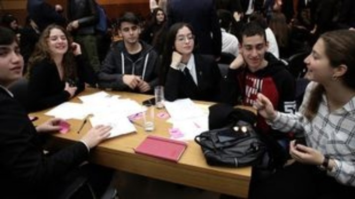 Σημαντική μερίδα εφήβων στη χώρα μας δεν αθλείται