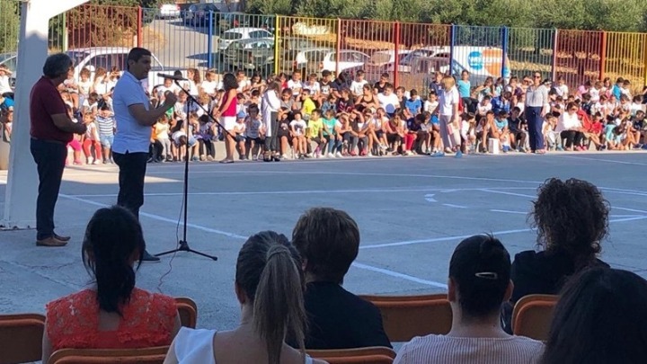 «Επενδύουμε στην άθληση των νέων»