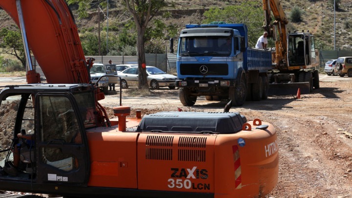 Σύμβαση συγχρηματοδότησης από την Ευρωπαϊκή Τράπεζα Επενδύσεων για 10 νέα αντιπλημμυρικά έργα στην Ελλάδα