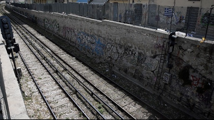 Διακοπή δρομολογίων του Ηλεκτρικού στο τμήμα «Ειρήνη – Κηφισιά» λόγω πτώσης δέντρου