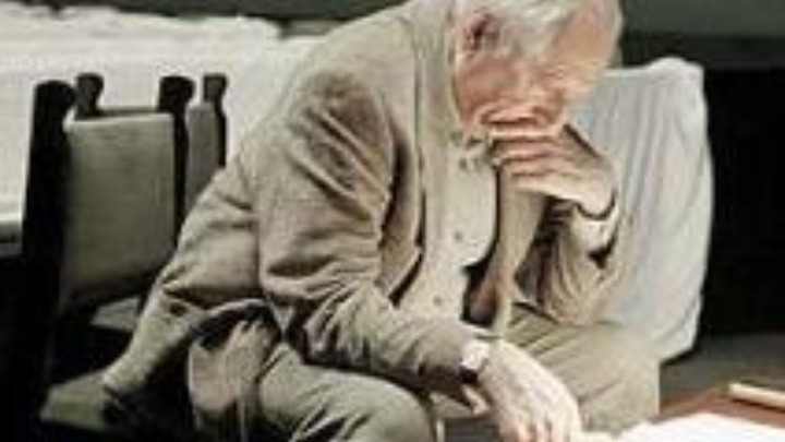 Η Μόσχα είπε ‘αντίο’ στον διάσημο Ρώσο σκηνοθέτη Μάρκ Ζαχάροφ, τον «τελευταίο των Μοϊκανών»