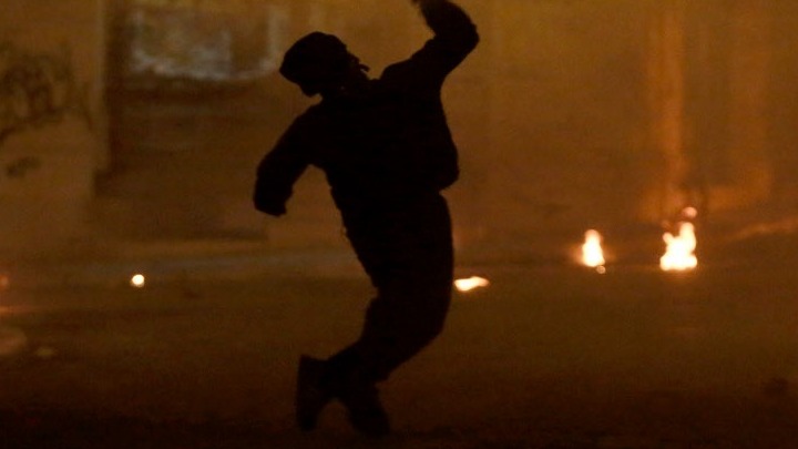 Μολότοφ στο αστυνομικό τμήμα Τούμπας