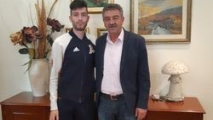 Τον Πρωταθλητή Ευρώπης Μίλτο Τεντόγλου συνεχάρη ο δήμαρχος Γρεβενών, Γ. Δασταμάνης