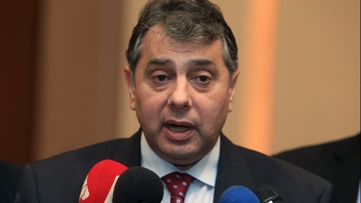 Β. Κορκίδης: Πρώτη φορά ξένοι επενδυτές πληρώνουν για να αγοράσουν ελληνικούς τίτλους με αρνητικό επιτόκιο