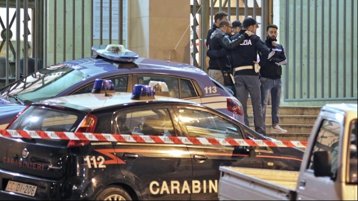 Δύο αστυνομικοί σκοτώθηκαν από πυρά ληστών στο αστυνομικό τμήμα της Τεργέστης