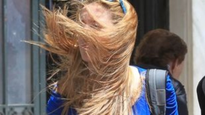 Ξηρά και κατεστραμμένα μαλλιά: Τα πέντε καλύτερα συμπληρώματα