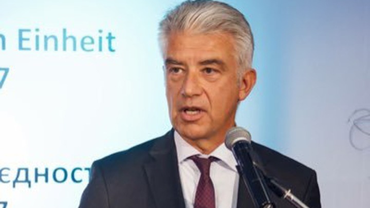 Ερνστ Ράιχελ: Να παραμερίσουμε στερεότυπα και εμμονές και να συνδιαμορφώσουμε το μέλλον
