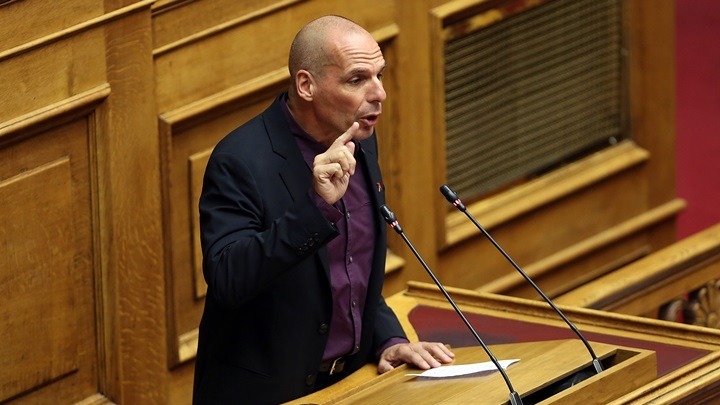 Γ. Βαρουφάκης: Υποτίμηση της εργασίας, του περιβάλλοντος και της δημόσιας περιουσίας χαρακτηρίζουν το αναπτυξιακό ν/σ
