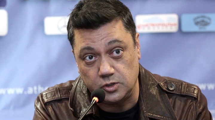 Θεοφάνους: «Έχει λήξει η παρεξήγηση με τη μητέρα του Παντελή Παντελίδη» (vids)