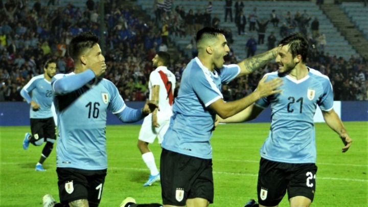 H Ουρουγουάη 1-0 το Περού σε φιλικόστο Μοντεβιδέο