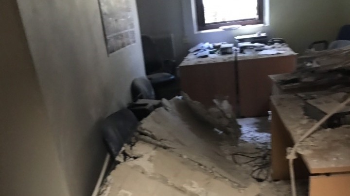 Κατέρρευσε οροφή στο γραφείο Πληροφορικής του “Ιπποκρατείου” νοσοκομείου Θεσσαλονίκης
