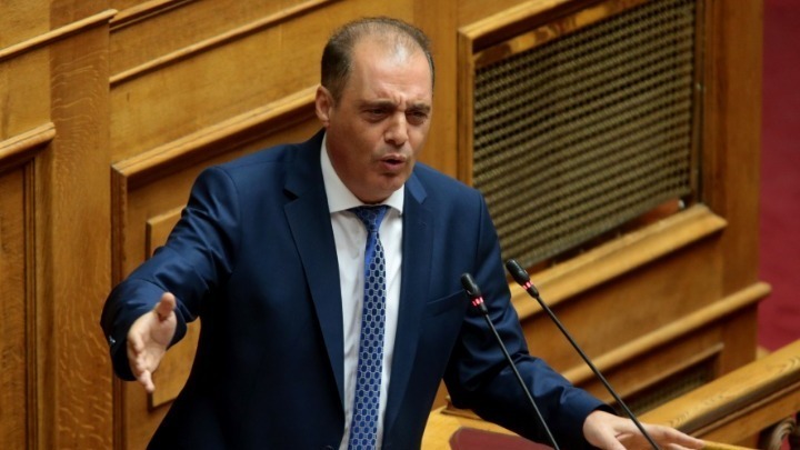 Κυρ. Βελόπουλος: Συμφωνείτε σε όλα και κάνετε ψευτοαντιδικίες την ώρα των δελτίων ειδήσεων