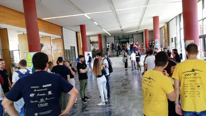 Μια ημέρα φτιαγμένη από το «υλικό των ονείρων» των τελειόφοιτων της Πολυτεχνικής του ΑΠΘ, αφιερωμένη στα «πρωτάκια» της Σχολής