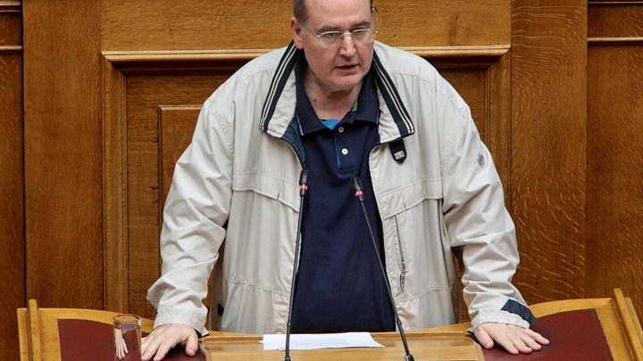 Ν. Φίλης: Προωθείται η επιστροφή στο παραγωγικό μοντέλο που οδήγησε τη χώρα στην κρίση