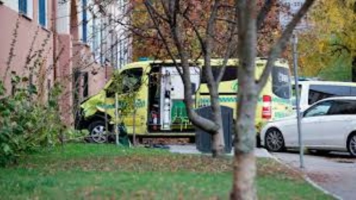 Νορβηγία: Ένοπλος έκλεψε ασθενοφόρο και έπεσε μ’ αυτό πάνω σε περαστικούς