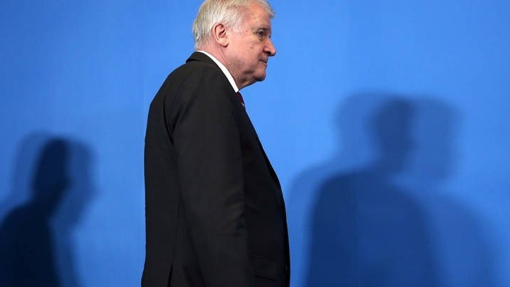 Ο γερμανός ΥΠΕΞ Ζεεχόφερ προειδοποιεί για μια επανάληψη της χαώδους εισροής μεταναστών όπως το 2015