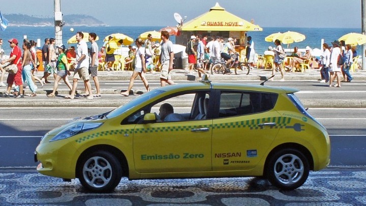 Οδηγός ταξί στην Ισπανία διένυσε 354.000 χιλιόμετρα από το 2011 με το ηλεκτρικό αυτοκίνητό του