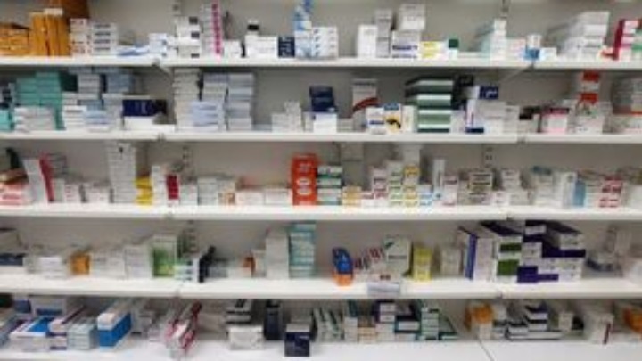 Παράταση ισχύος των συνταγών του αντιγριπικού εμβολίου ζητάει ο ΠΦΣ καθώς η πρώτη παρτίδα των εμβολίων έχει εξαντληθεί