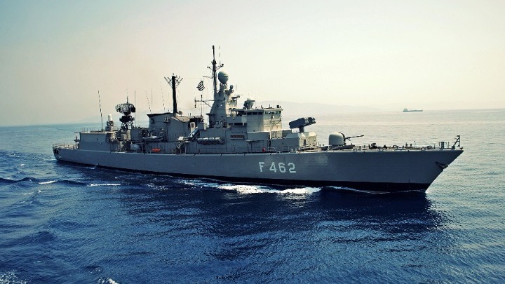 Πλοία του Πολεμικού Ναυτικού σε Θεσσαλονίκη και Πειραιά