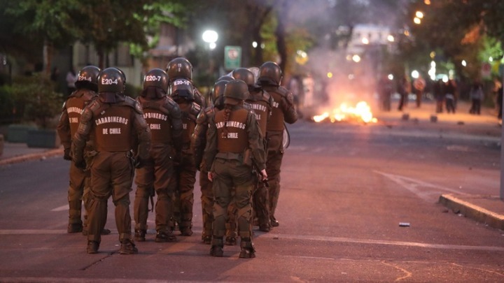«Πολιτικοί,  ακούστε τους ανθρώπους για μια φορά!!!»