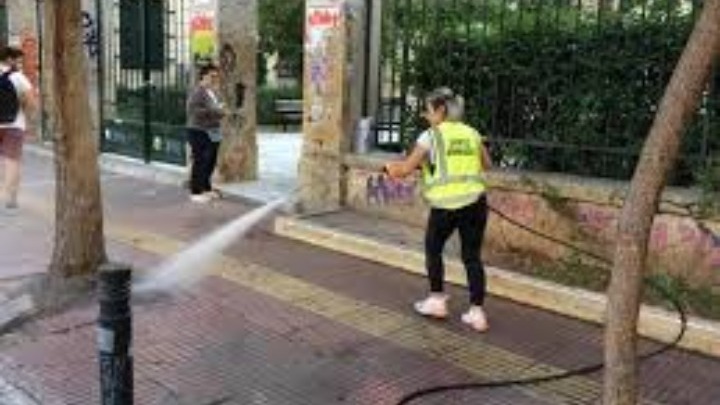 Σε γενικό καθαρισμό γύρω από την ΑΣΟΕΕ προχώρησε ο Δήμος Αθηναίων
