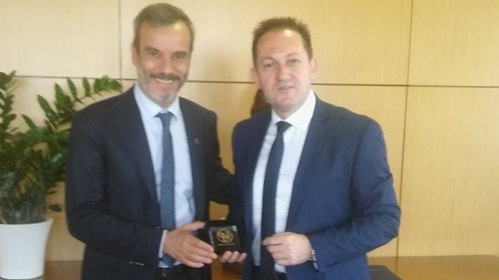 Συνάντηση του υφυπουργού  παρά τω Πρωθυπουργώ και κυβερνητικού εκπροσώπου Σ. Πέτσα με τον δήμαρχο Θεσσαλονίκης Κ. Ζέρβα