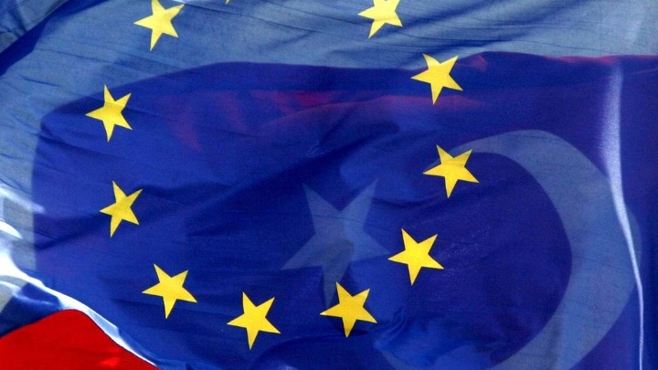 Το ζήτημα των ευρωπαϊκών κυρώσεων σε βάρος της Τουρκίας βρίσκεται «στο τραπέζι», λέει το Παρίσι