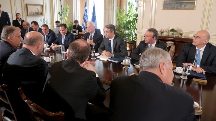 Υπουργικό Συμβούλιο: Στο επίκεντρο ψήφος των Ελλήνων εκτός επικρατείας, ΔΕΗ και αθλητική βία