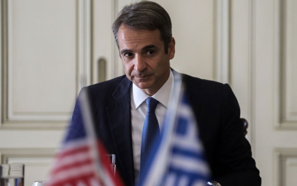 ΣΥΡΙΖΑ: Ανησυχεί η άλωση του Κέντρου από Μητσοτάκη