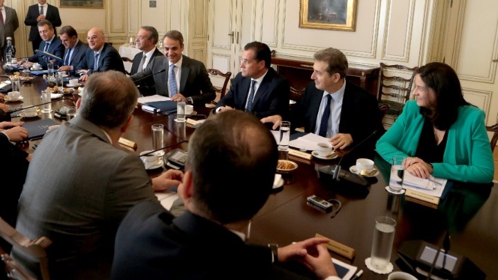 Δέσμη έξι μέτρων από την κυβέρνηση για το μεταναστευτικό