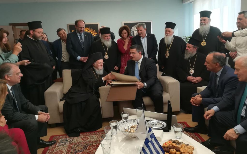 Τα δώρα μεταξύ Τζιτζικώστα – Βαρθολομαίου (vds)