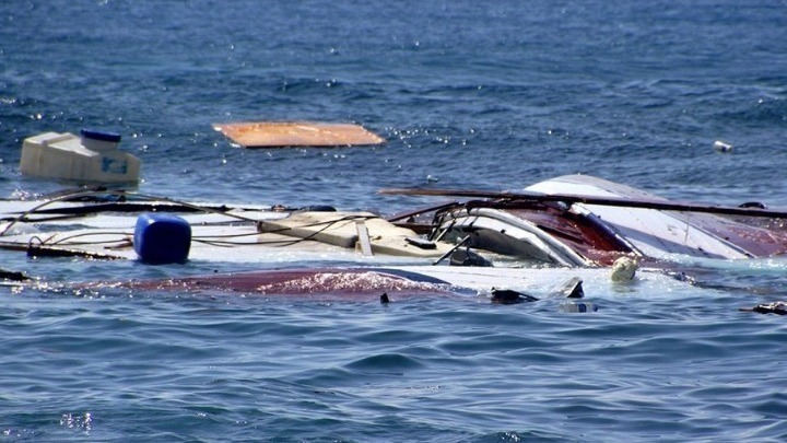 Ανατράπηκε στον Δούναβη βάρκα στην οποία επέβαιναν μετανάστες