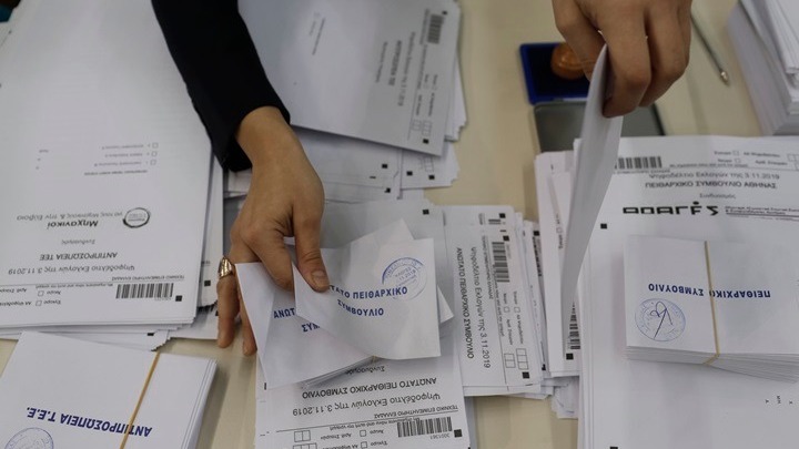 Χιλιάδες μηχανικοί στις κάλπες του ΤΕΕ – Ως τις 7 το απόγευμα ανοιχτές οι κάλπες