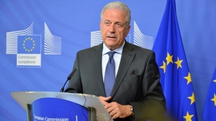 Δ. Αβραμόπουλος: Απαιτούνται άμεσα μέτρα για την μείωση της πίεσης στα ελληνικά νησιά