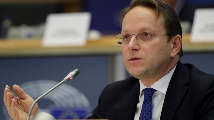 Εγκρίθηκε η υποψηφιότητα του Όλιβερ Βάρχελι για τη θέση του Επιτρόπου Διεύρυνσης