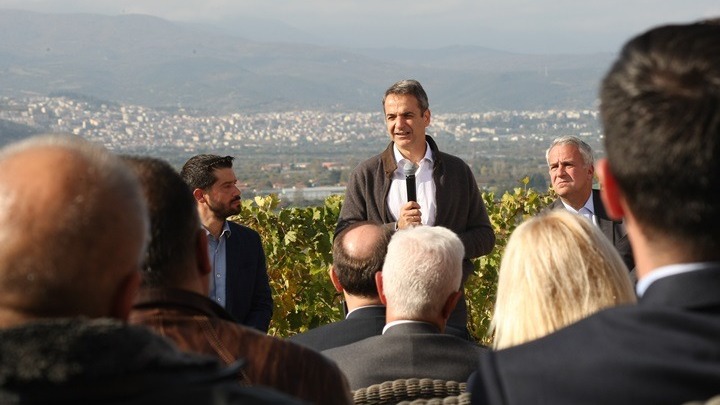 Κυρ. Μητσοτάκης: Πολύ σύντομα, με νομοθετική ρύθμιση, θα επιστραφεί στους οινοπαραγωγούς, ο προπληρωμένος ΕΦΚ στο κρασί