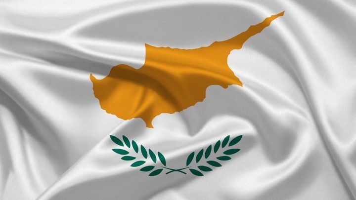 Πορεία ελληνοκυπριακών και τουρκοκυπριακών οργανώσεων για ενθάρρυνση των δύο ηγετών ενόψει της τριμερούς