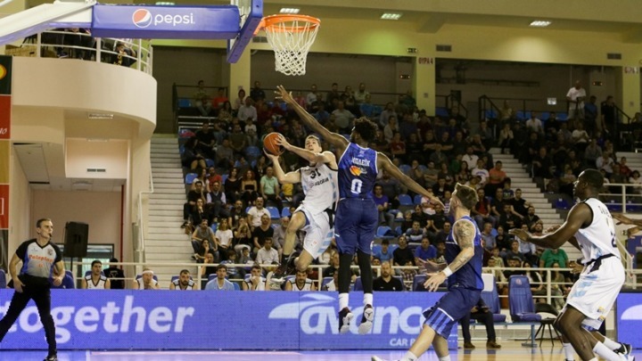 Πρώτο «διπλό» για Λάρισα, 83-80 τον Κολοσσό