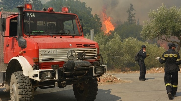 Πυρκαγιά σε χορτολιβαδική έκταση στις Κορφές Ηρακλείου