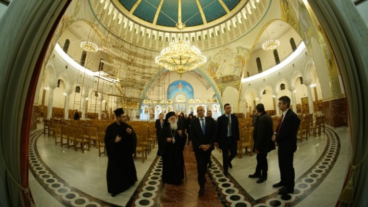 Συναντήσεις Δένδια με τον Αλβανό πρόεδρο και τον αρχιεπίσκοπο Αναστάσιο