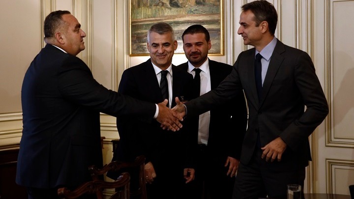 Συνάντηση Κυρ. Μητσοτάκη με αντιπροσωπεία της Δημοκρατικής Ένωσης Ελληνικής Εθνικής Μειονότητας – Ομόνοια και του κόμματος Ένωσης Ανθρωπίνων Δικαιωμάτων