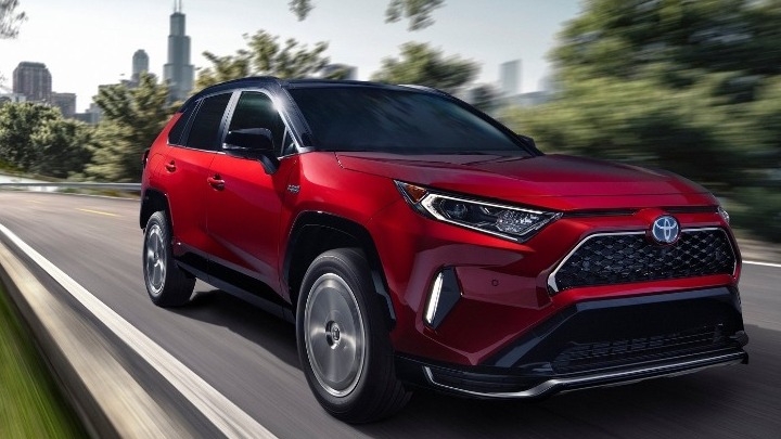 Το νέο Toyota RAV4 Prime, διανύει 39 χλμ. με ηλεκτρική ενέργεια