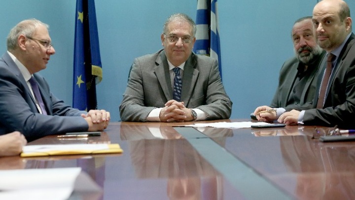 Υπεγράφη πρωτόκολλο συνεργασίας ΥΠΕΣ και ΕΑΔ για την αντιμετώπιση φαινομένων διαφθοράς στην απόδοση της ιθαγένειας