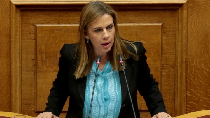 Ζ. Ράπτη: Σε καμία υπόθεση για «ξέπλυμα χρήματος» δεν αποδεσμεύονται αυτόματα λογαριασμοί