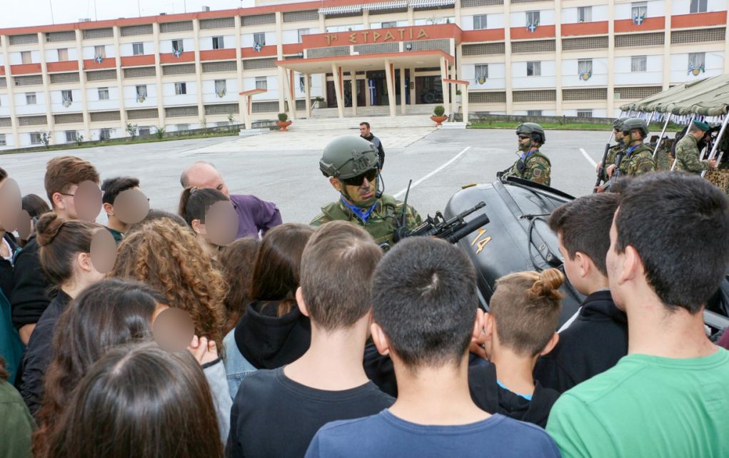 «Ανοικτά Στατόπεδα» την Ημέρα των Ενόπλων Δυνάμεων